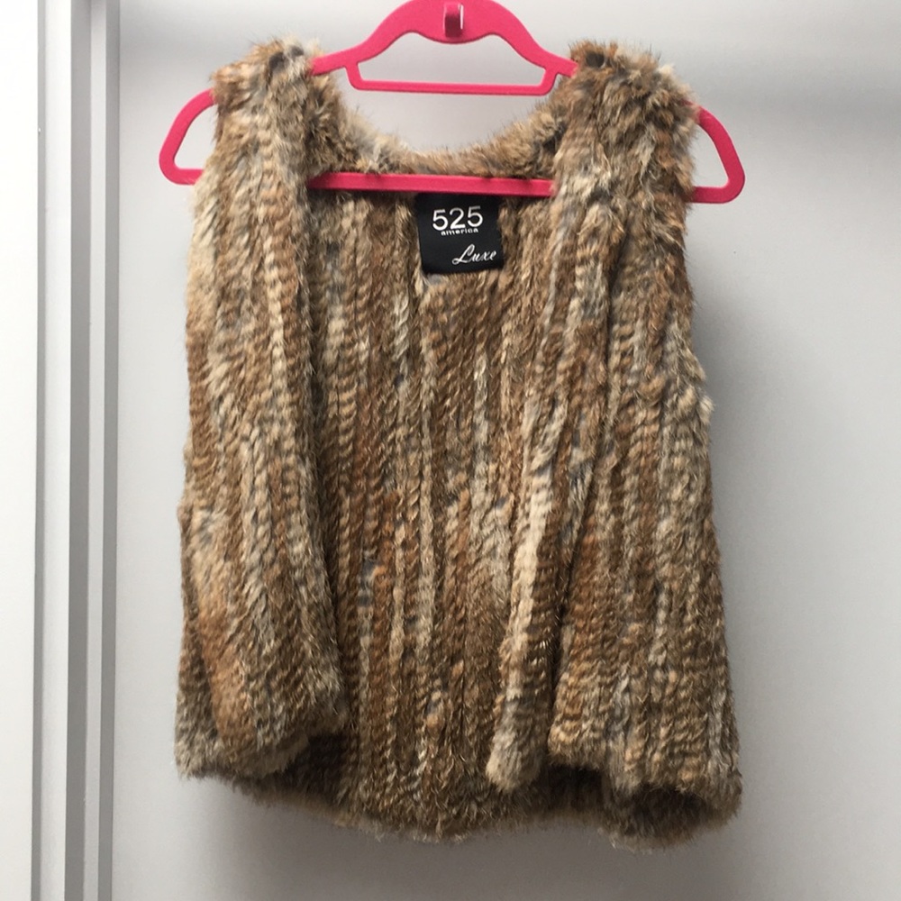 525 America Classic fur vest